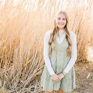 Meet your Posher, Cassi